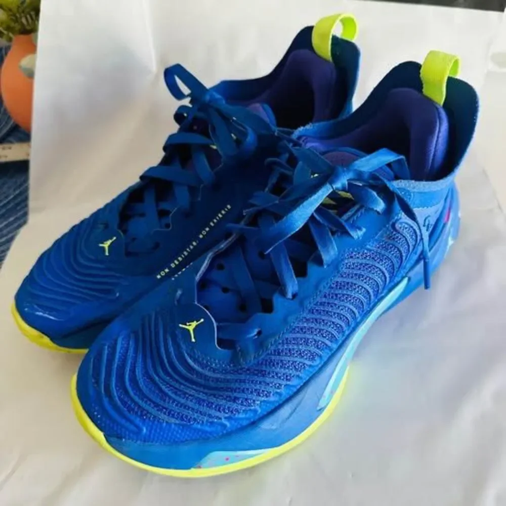 Jordan Luka 1 Illusionist Blue Neon Yellow Pink Basketball Sneakers Size 7Y